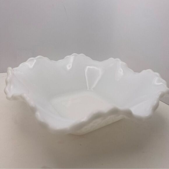 Vintage Square 6" White Milk Glass Ruffled Edge Diamond Design Bowl - Picture 5 of 5